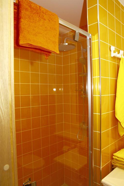 Apartamenti Los Bomberos Jūrkalne 객실 사진